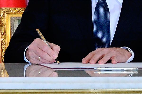 Приняли изменения законодательства для судей и подпись Президента