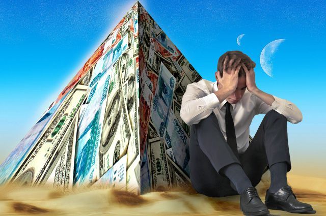 Финансовая пирамида в интернете: Как обманывают людей и собирают деньги