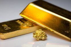 Что влияет на стоимость золота: Какие факторы и колебания
