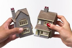 Как разделить ипотеку и кредитные обязательства между супругами