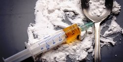 Распространение наркотиков: Какие наркотики считаются тяжелыми. Адвокат по наркотикам