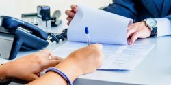 Навязали договор в медицинской клинике: Как расторгнуть договора с банком и клиникой