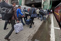Трудовая миграция: Трудоустройство мигрантов в России