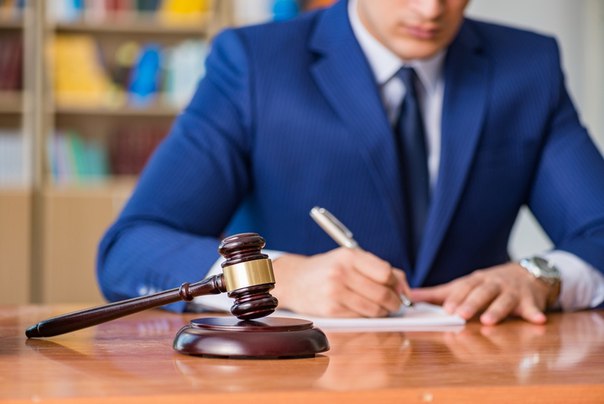Выбираем юриста - юридическая компания: Практика + опыт = положительные или отрицательные отзывы
